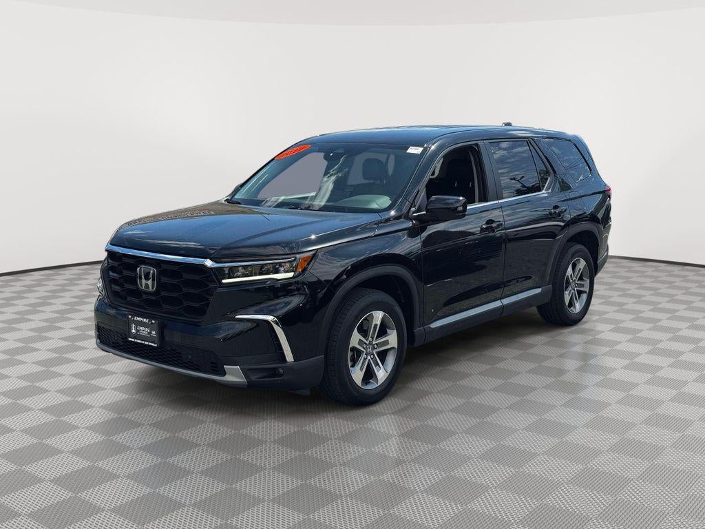 2024 Honda Pilot — rear three-quarter view