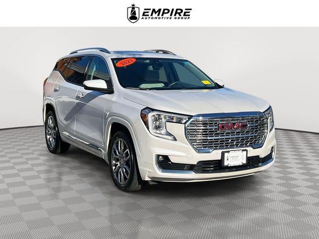 2022 GMC Terrain Denali in White Frost Tricoat — front three-quarter view