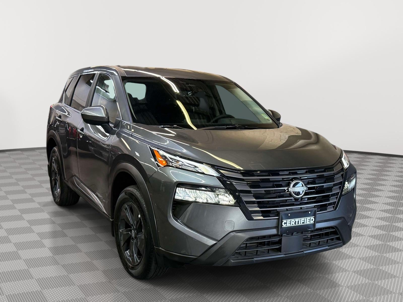 2026 Nissan Rogue SV in Gun Metallic — front three-quarter view