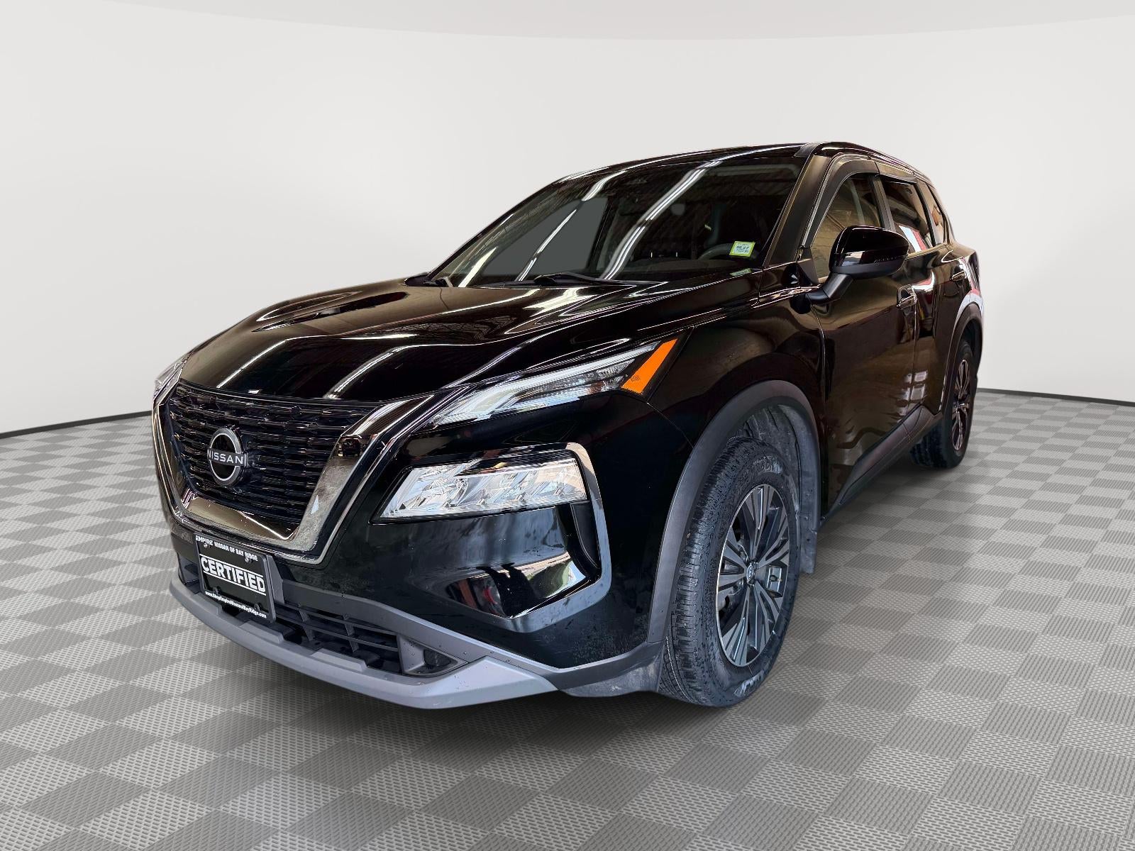 2022 Nissan Rogue — rear three-quarter view