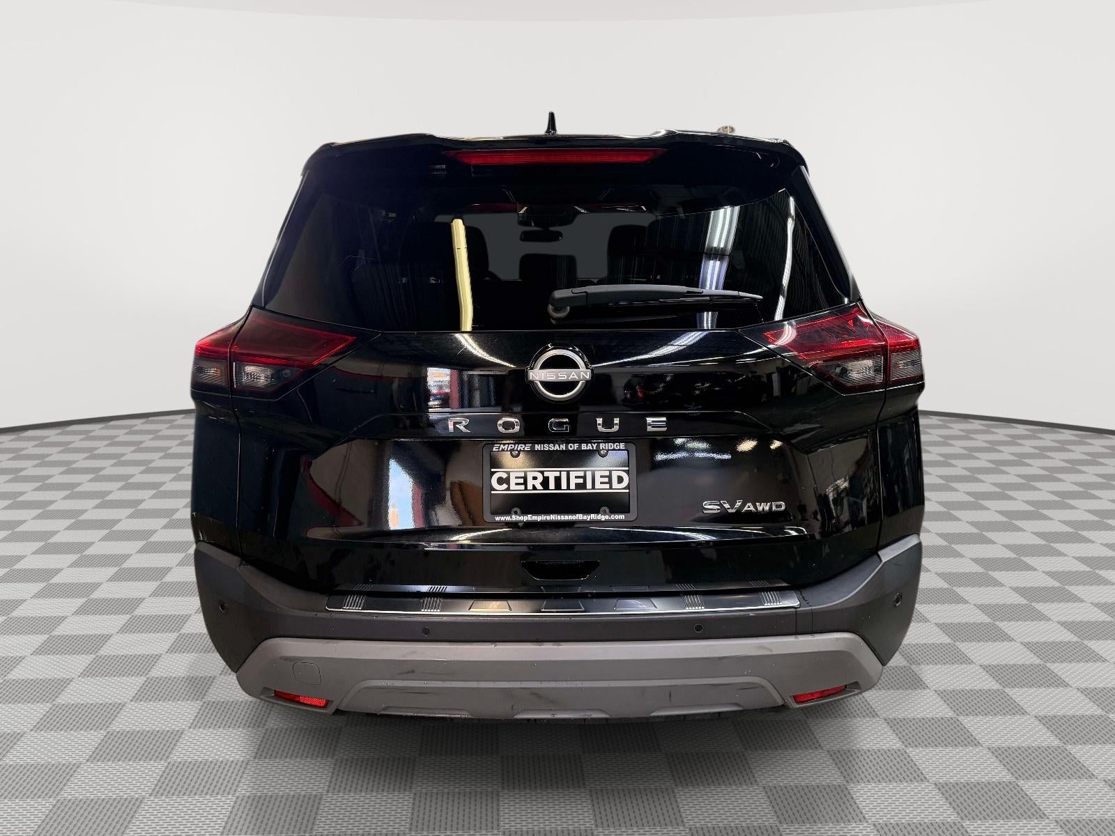 2022 Nissan Rogue — detail view