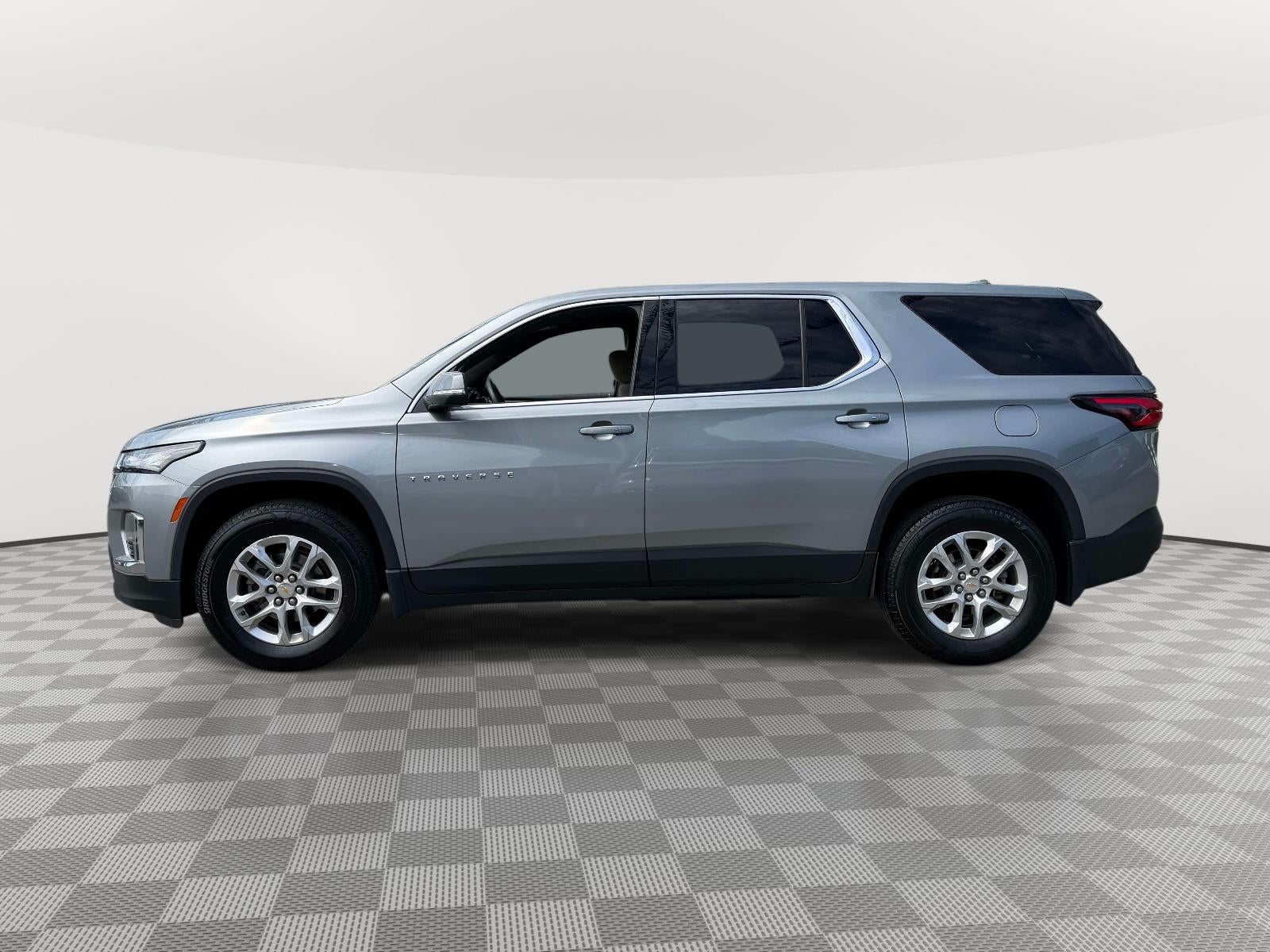 2023 Chevrolet Traverse — detail view