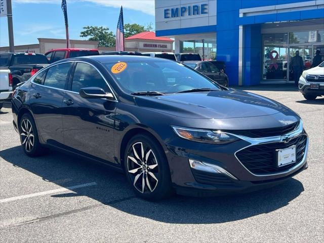 2022 Chevrolet Malibu RS in Dark Ash Metallic — front three-quarter view