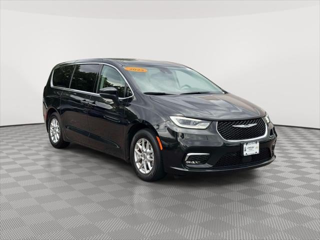 2023 Chrysler Pacifica Touring L in Brilliant Black Crystal Pearlcoat — front three-quarter view