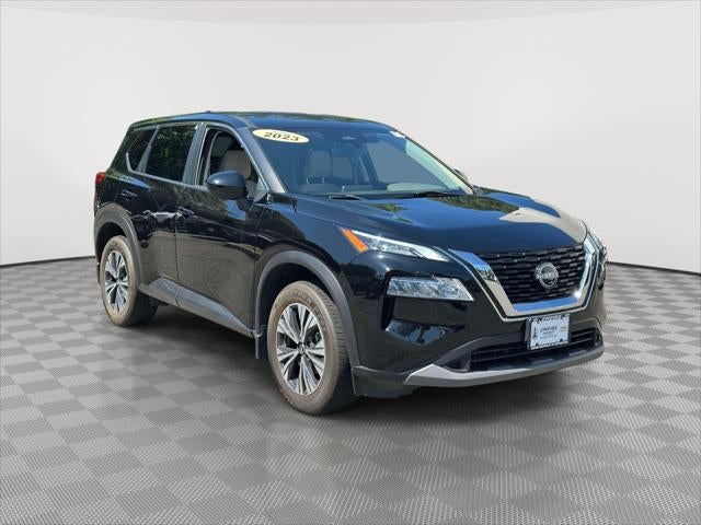 2023 Nissan Rogue SV in Super Black — front three-quarter view
