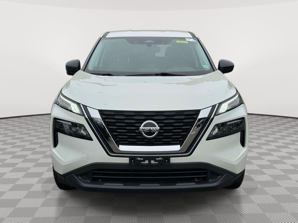 2021 Nissan Rogue — side profile view